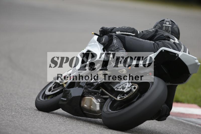 Archiv-2023/66 28.08.2023 Plüss Moto Sport ADR/Freies Fahren/78